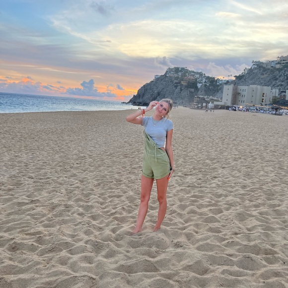 Meet your Posher, Addy - Picture 1 of 1